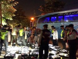 Jemaah Haji Purwakarta Kloter 35 Kembali Tiba Di Tajug Gede Sehat Semua