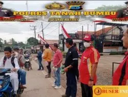 Dimassa Sulit Polsek Satui beserta jajaranya Terus Berbagi Rejeki 400 Nasi Bungkus Gratis