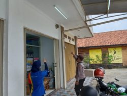 Maraknya Kriminalitas, Polsek Cigasong Sampaikan Pesan Kamtibmas Pada Karyawan Minimarket