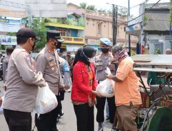 Pasca Kenaikan Harga BBM, Kapolres Banjar bersama Organisasi Kemahasiswaan Cipayung Plus Membagikan Bantuan Sosial