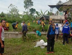 Camat Pagar Alam Utara Deni Mengajak Masyarakat Kota Pagar Alam Untuk Gotong Royong Mengatasi Masalah Banjir