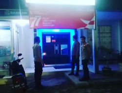 Sambangi Perbankan, Patroli Polsek Cikijing Ingatkan Satpam Saat Melaksanakan Tugas Jaga Malam