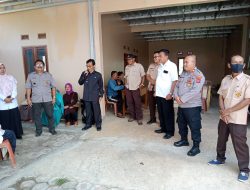 Kapolsek Cingambul Terjun Langsung Monitoring Penyaluran BLT BBM dan BPNT
