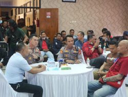 Polres Sumedang Gelar Silaturahmi dan Bagikan Jaket Kepada Para Jurnalis Kabupaten Sumedang