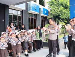 Kapolres Majalengka Sambut Langsung Kunjungan Anak – Anak TK Kemala Bhayangkari di Mako Polres Majalengka