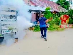 Bhabinkamtibmas Desa Kace Melaksanakan Pencegahan Dan Antisipasi Penyebaran Nyamuk
