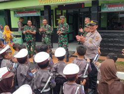 Ada Apa?? Polisi di Rajagaluh Bersama Guru dan Anak-Anak TK Ramai Kunjungi Koramil