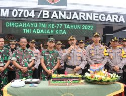 Hut TNI Ke 77 Kapolres Banjarnegara Berikan Surprise Untuk Kodim 0704/Banjarnegara .