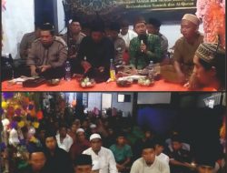 Diguyur hujan, Jama’ah Istighotsah Riyadhul Mukhlisiin, Tetap Semangat Lantunkan Shalawat.