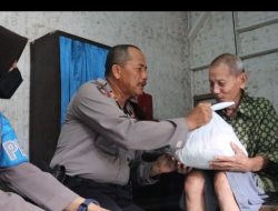 Hidup Sendiri, Bapak Karyadi Mengandalkan Penghidupan dari Anaknya