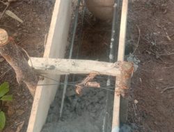 Pembangunan Pagar SMP Negeri 01 Belida Darat Diduga Jadi Banjakan 