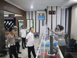 Pastikan Sesuai Prosedur, Tim Pengawas Audit Kinerja Itwasda Polda Jabar Tinjau Pelayanan Publik Polres Majalengka