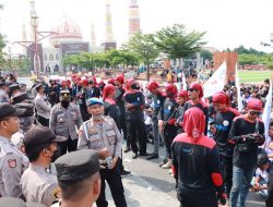 Berlangsung Damai, Polres Majalengka Lakukan Pengamanan Unjuk Rasa PC SPAI FSPMI Kabupaten Majalengka