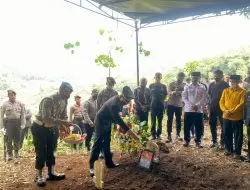 Wakapolres Sumedang Pimpin Upacara Pemakaman AKP (Purn) Ato Suharto