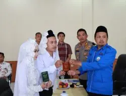 Penuh Haru, Tahanan Kasus Buang Bayi Beberapa Hari Yang Lalu Langsungkan Akad Nikah di Mapolres Majalengka