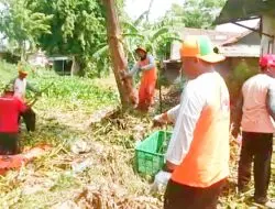 Bersihkan Belasan Ton Sampah Karang Taruna Desa Buni Bakti Bersama UPT Kebersihan Wilayah I 