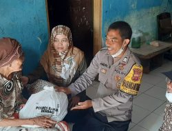 Bhabinkamtibmas Desa Langensari Polsek Langensari Berikan Bantuan Paket Sembako