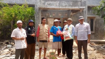 IPSM Kabupaten Bekasi Serahkan Bantuan Pada Korban Angin Puting Beliung Di Kec. Muaragembong 