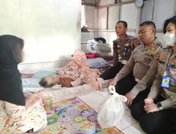 Bhabinkamtibmas Polres Banjar  Berikan Baksos Kepada Warga