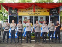 Saat Mengecek Pos Pam Lilin Lodaya 2022, Kapolres Banjar Berbagi dengan Sesama