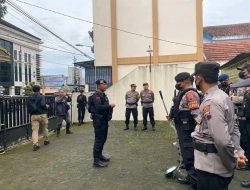 Tim Gegana Sterilisasi Gereja Banjarnegara