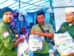 Yayasan Cinta Samudra Nusantara menyerahkan bantuan pada korban gempa Cianjur