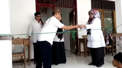 Syukuran Para Pengurus Yayasan Beserta Staf Pengajar MIS Thoriqussa’adah Atas Selesainya Pembangunan Ruang Kelas Baru