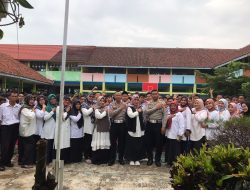 Sat Lantas Polres Banjar Sambangi SMPN 3 Banjar dalam Program Police Goes to School