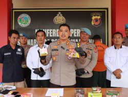 Sat Res Narkoba Polres Majalengka Ungkap Kasus Obat – Obatan dan Jamu Yang Berkhasiat Untuk Kejantanan Pria Tanpa Ijin BPOM RI di Toko Jamu