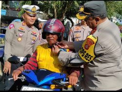 Kasatlantas Menghimbau Kepada Masyarakat Sadar Memakai Helm 