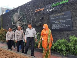 Bersama Kelompok Tani, Kapolres Banjar Diskusi Tentang Pupuk Bahan Organik