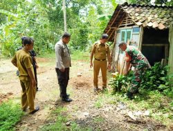 Bhabinkamtibmas Kelurahan Purwaharja Cek Lokasi Rawan Pergeseran Tanah di Cipadung