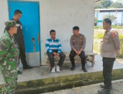 Bentuk Sinergitas TNI/Polri Polsek Plered Polres Purwakarta Dan Koramil 1902 Plered Sambangi Tokmas