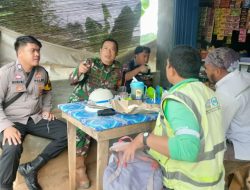 Bhabinkamtibmas Dan Babinsa Desa Sempur Plered Purwakarta Lakukan Giat Sambang Masyarakat