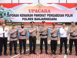 Upacara Corps Raport Kenaikan Pangkat Pengabdian Polri Polres Banjarnegara, Ini Pesan Inspektur Upacara