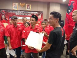 DPC PDIP Kabupaten Bekasi Lantik Ranting Pengurus Desa Muktiwari dan Sarimukti Cibitung