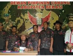 Ormas GRIB Gelar Pemberian SK Mandat PAC Di 5 Wilayah Kabupaten Bekasi