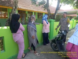 Kepedulian Polsek Tomo Sambangi Warga