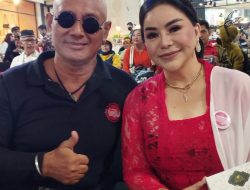 Anisa Bahar Menghadiri Acara Lomba Lagu Lagu Betawi Di Plaza Atrium Senen Jakarta Pusat