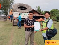 Cegah Erosi Pantai Desa Mekarsari Kintap, PAMA ARIA Salurkan Bantuan Ban HD 785 Bekas