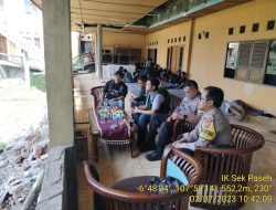 Polsek Paseh Lakukan Pengamanan Giat Penyematan Anggota Baru PLUSPLOS SCOOTER CLUB