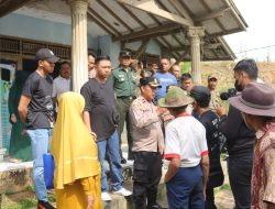 Polres Sumedang Memediasi Warga Desa Ciherang dan Desa Pamekasan Dalam Unjuk Rasa