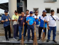 Kepala Pengelola Transportasi Darat Kelas II Banten Lakukan Jumat Bersih