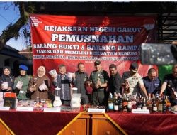 Kejaksaan Garut Musnahkan Barang Bukti Yang Sudah Memiliki Kekuatan Hukum Tetap