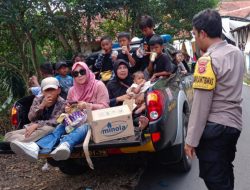 Polsek Tanjungkerta Polres Sumedang Melaksanakan Patroli Untuk Cegah Terjadinya Gangguan Kamtibmas.