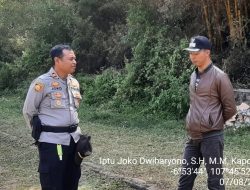 Antisipasi TPPO dan Kebakaran Hutan Polsek Sukasari Lakukan Sambang Warga