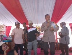 Bhabinkamtibmas Polsek Tanjungsari Berpartisipasi Dalam Gerak Jalan Sehat Menyambut HUT RI ke 78 di Desa Margaluyu