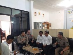 Polsek Tomo  Melaksanakan Dumas Keliling Kepada Aparatur Kecamatan Tomo 