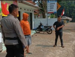 Anggota Polsek Tanjungmedar Tingkatkan Keamanan dengan Patroli Jalan Kaki