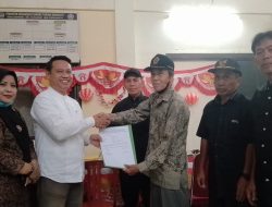 Handri Surahman Pendaftar Pertama Kepala Desa Cibinong Jatiluhur Purwakarta Semarak Di Antar Pendukung